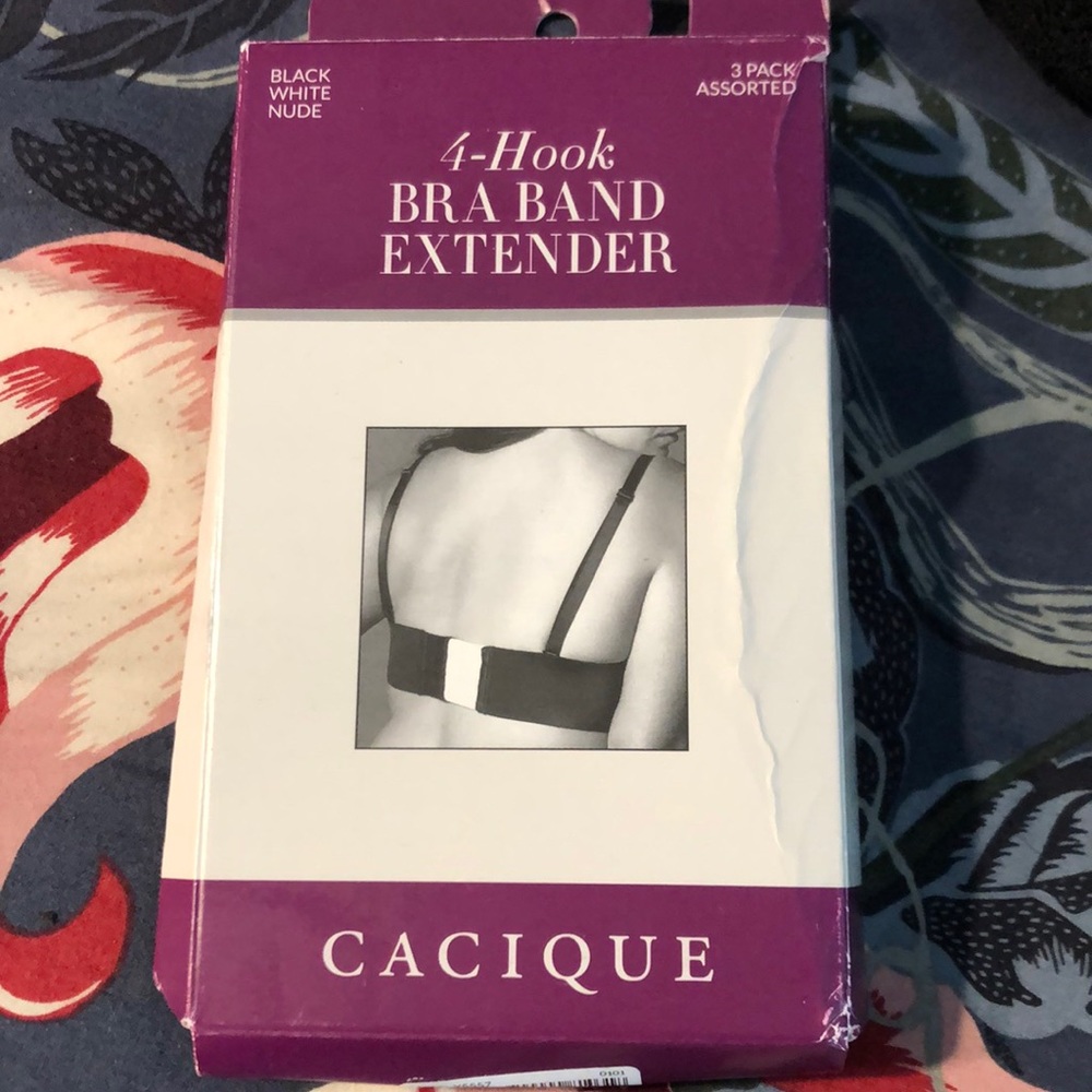 4 hook bra band extender
